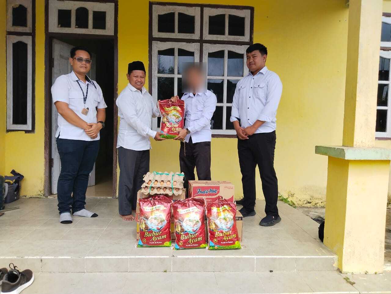 Mantan Narapidana Terorisme Asal Kalimantan Utara Serahkan Sembako (1)