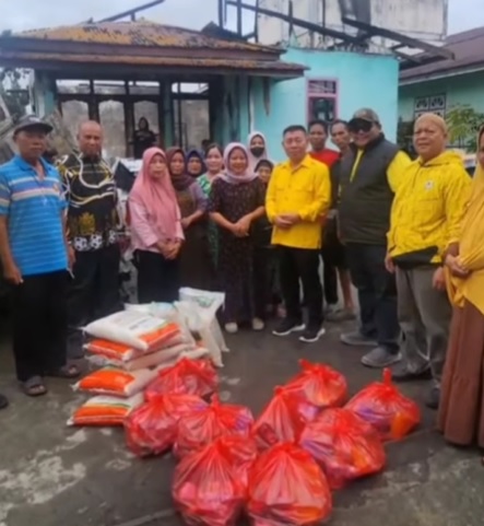 Riyanto bantu Korban Kebakaran