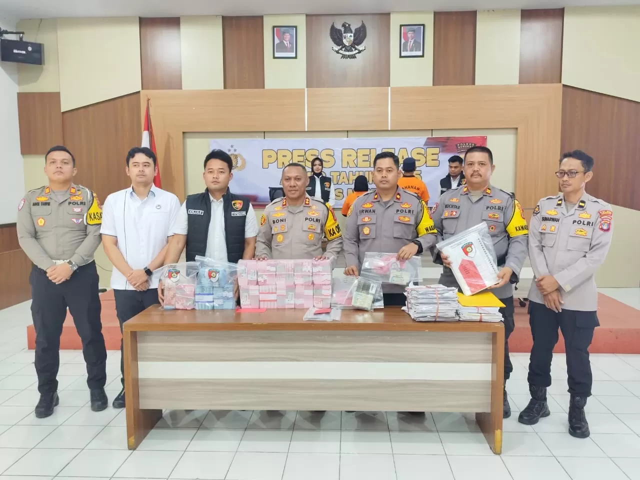 WhatsApp-Image-2026-01-01-at-231014-1-2405118968