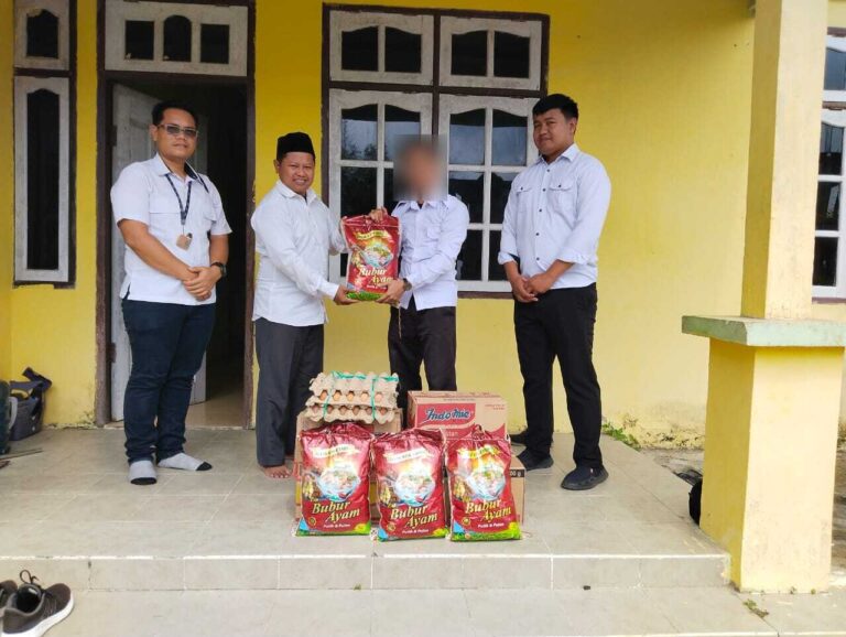 Mantan Narapidana Terorisme Asal Kalimantan Utara Serahkan Sembako (1)